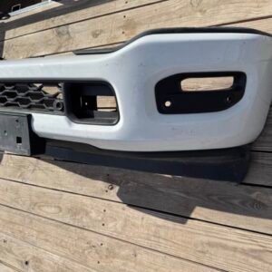 Used front bumper for Ram 2500 2025-2026, view 2
